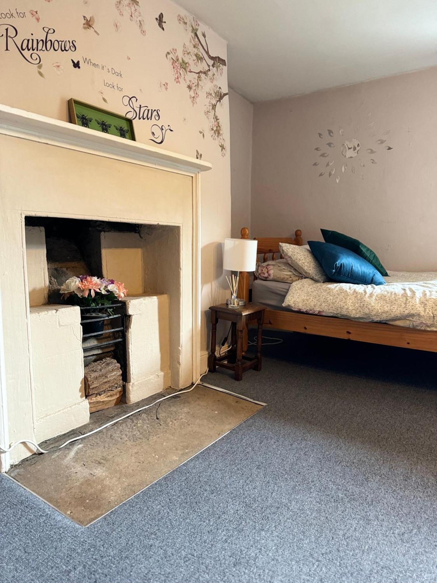 Beautiful Townhouse Next To Royal Victoria Park And Botanical Gardens Within Easy Walking Distance To Bath City Centre Kültér fotó