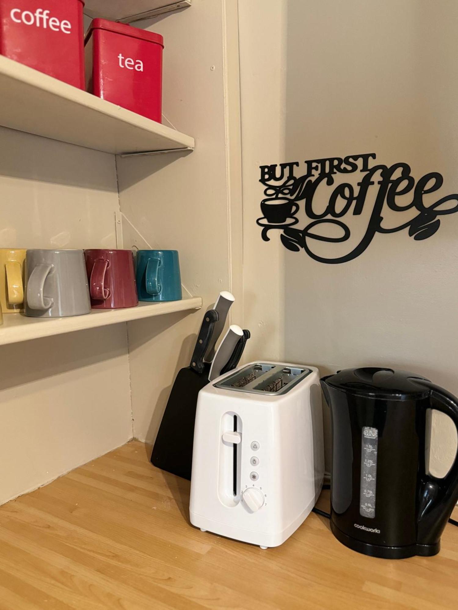 Beautiful Townhouse Next To Royal Victoria Park And Botanical Gardens Within Easy Walking Distance To Bath City Centre Kültér fotó
