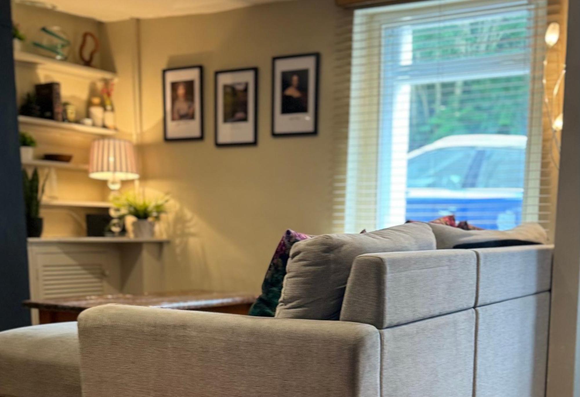 Beautiful Townhouse Next To Royal Victoria Park And Botanical Gardens Within Easy Walking Distance To Bath City Centre Kültér fotó